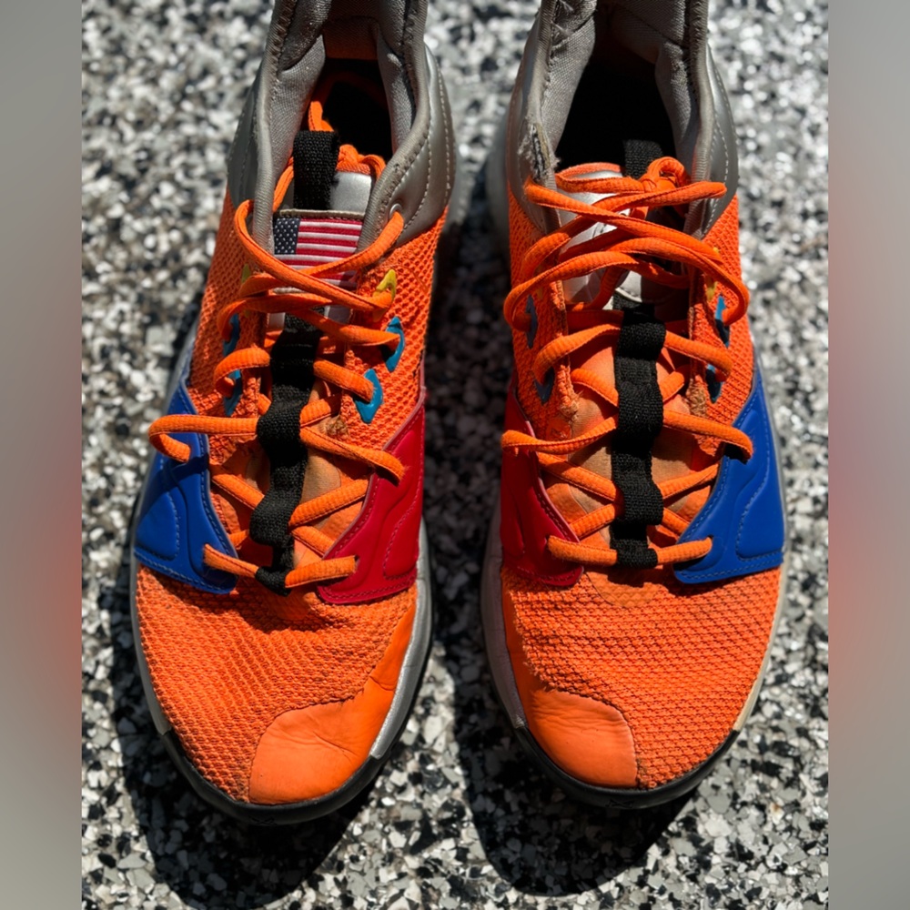 Nike PG 3
NASA sneakers